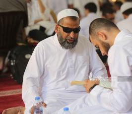1471حافظ وحافظة يسردون القراءن الكريم كاملا في مساجد القطاع اليوم (17)