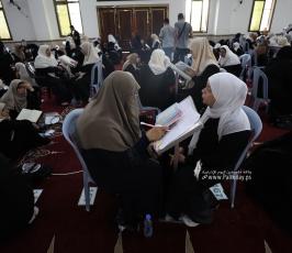 1471حافظ وحافظة يسردون القراءن الكريم كاملا في مساجد القطاع اليوم (10)