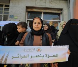 الإطار النسوي لحركـة الجهـاد الاسلامي ينظم وقفة غضب تنديداً بجريمة الاعتداء و الانتهاك التي ارتك (3)