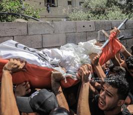تشييع جثامين 5 شهداء ارتقوا شرق غزة أمس (18)