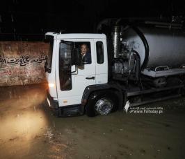  آثار اعصار دانيال الذي وصل فلسطين وأغرق عدد من الشوارع والمنازل بسبب شدة الأمطار (11)