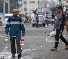 الحياة اليومية فى شوارع مدينة غزة فى ظل استمرار العدوان الصهيونى علي القطاع (9)