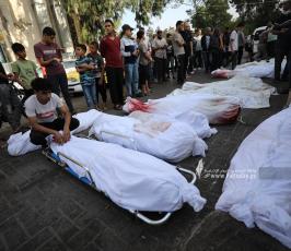  جثامين الشهداء امام ثلاجات مجمع الشفاء الطبى (6)