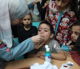المرلحة الثانية من تطعيم ضد شلل الأطفال في غزة (9)