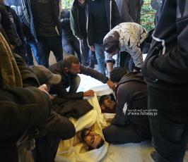 تشييع شهداء تم انتشالهم من مدينة رفح (11)