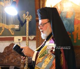 صلاة عيد الميلاد المجيد بكنسية القديس برفيريوس للطائفة المسيحية  (12)
