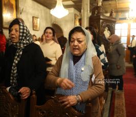 صلاة عيد الميلاد المجيد بكنسية القديس برفيريوس للطائفة المسيحية  (2)