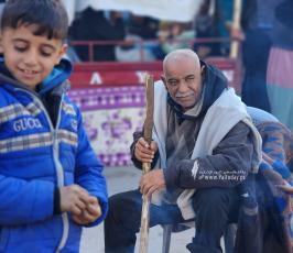 نازحون ينتظرون العدوة إلى غزة وشمالها (3)