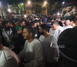 الإفراج عن أسرى فلسطينيين ضمن الدفعة السابعة (3)