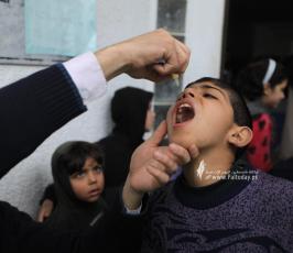 فلسطين اليوم ترصد حملة التطعيم في قطاع غزة (4)