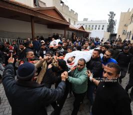صور وداع شهيدين من عائلة أسليم ف المشفى الاهلى العربى بعد استهدافهم من طيران الاستطلاع شرق حى الشجاعية (12)