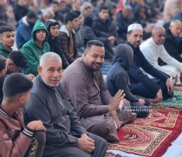 صلاة العيد بمركز للإيواء بخانيونس (7)