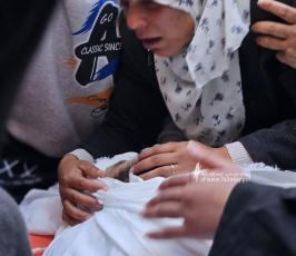 وداع مؤلم وبكاء خلال تشييع شهداء خانيونس (7)