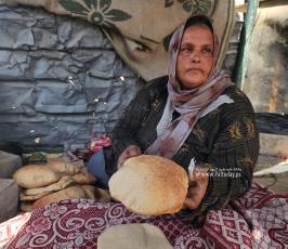 صناعة أفران الطين في ظل أزمة غاز الطهي بعد إغلاق المعابر (9)