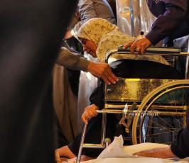 تشييع شهداء من مجمع ناصر قضوا في قصف ليلي على خان يونس (6)