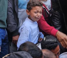 وداع مؤلم وبكاء خلال تشييع شهداء خانيونس (8)