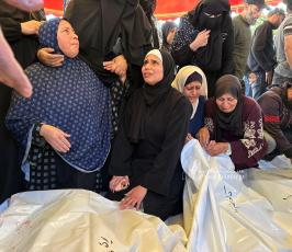 تشييع ١٠ شهداء في مدينة خان يونس ارتقوا في قصف الليلة (7)