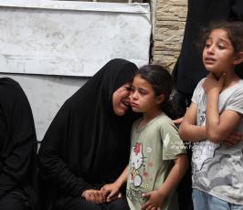 “وداع الطفل فايز أبو سمرة، الشهيد الوحيد لعائلته، بعد استهداف الاحتلال لمواطنين في حي الشجاعية… (14)