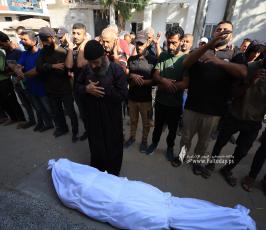 شهداء من جباليا ومنتظري المساعدات في نتساريم داخل مجمع الشفاء الطبى (15)
