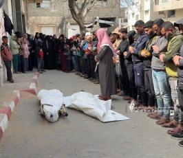 وداع 4 شهداء بمجمع الشفاء بعد غارات إسرائيلية شرق مدينة غزة (4)