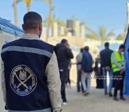 شرطة غزة تؤمن الانتخابات البلدية في دير البلح (7)