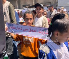 صور  القوى الوطنية والإسلامية في محافظة خان يونس، تنظمة وقفة جماهيرية في الذكرى 78 للنكبة أمام مجمع ناصر الطبي بخانيونس (5)