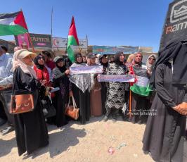 صور  القوى الوطنية والإسلامية في محافظة خان يونس، تنظمة وقفة جماهيرية في الذكرى 78 للنكبة أمام مجمع ناصر الطبي بخانيونس (8)