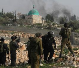 خاص فلسطين اليوم..مواجهات بين الاحتلال وأهالي بدرس غرب رام الله
