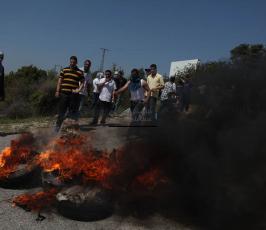 خاص فلسطين اليوم..مواجهات عنيفة بين شبان فلسطينيين وقوات الاحتلال على مدخل سلواد شرقي رام الله
