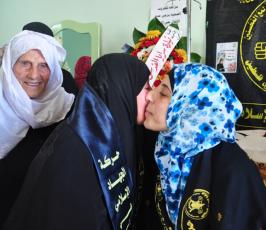 خنساء فلسطين تزور المحررة هناء شلبى
