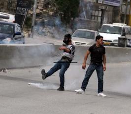 خاص فلسطين اليوم..الاحتلال يقمع "مسيرة يوم الارض" في قلنديا