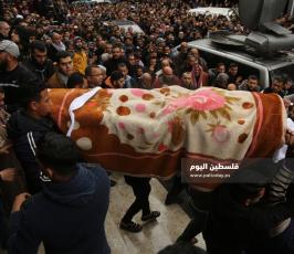 تشيع جثامين شهداء حريق النصيرات وسط حالة من الحزن (13).JPG