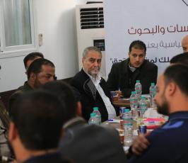 ندوة سياسية بعنوان مائة عام على وعد بلفور، وعد من لا يملك لمن لا يستحق  ‫(38076940)‬ ‫‬