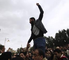 قتلى وجرحى في اشتباكات القصر الرئاسي بمصر