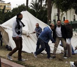 قتلى وجرحى في اشتباكات القصر الرئاسي بمصر