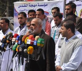 بالصور:وقفة للأطباء نظمتها "مهجة القدس" تضامناً مع الأسرى المرضى