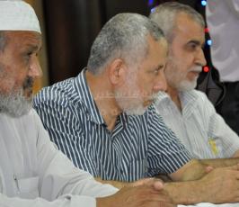 الجهاد الإسلامي تنظم إفطارا جماعياً وتوزع مئات المساعدات المالية للأيتام بغزة