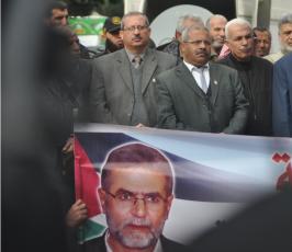 وقفة للفصائل الفلسطينية بغزة تنديداً بادراج نائب الأمين العام النخالة على لائحة الارهاب