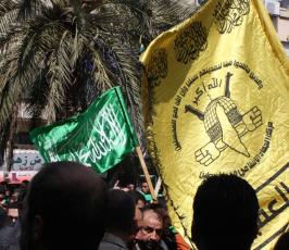 بالصور:تشيع حاشد لجثامين ثلاثة شهداء من مقبرة الأرقام بنابلس