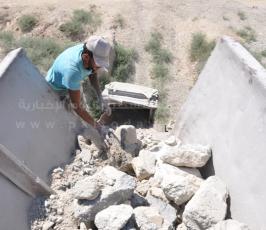 بالصور: في يومهم العالمي.. العمال يكسرون الحصمة لتوفير قوتهم