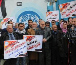 الاونروا وقفة للفصائل الفلسطينية امام مقر  ‫(42729991)‬ ‫‬.jpg