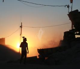 عمال غزيون ‫(38142472)‬ ‫‬