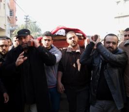 بالصور:سرايا القدس تودع احد قادتها البارزين في موكب جنائزي مهيب