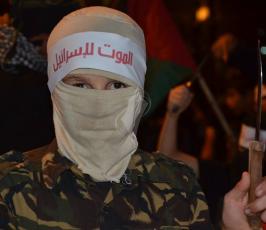 الجهاد الاسلامي تنظم مسيرة في مخيم الشاطئ تضامناً مع انتفاضة القدس  (20)