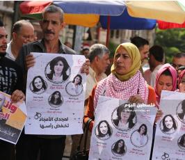 غزةلجنة الاسرى تنظم وقفة مع الاسير المصاب بفيروس كورونا فى سجون الاحتلال كمال ابو وعر (1).JPG