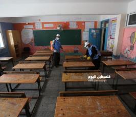 تعقم المدارس بغزة استعدادا للموسم الدراسي (7).jpeg