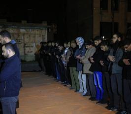 صلاة القيام فى العراء تضامن مع الصجفى محمد القيق  ‫(30007690)‬ ‫‬