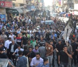 جماهير غفيرة تشييع جثمان الشهيد رائد جندية وتطالب القصاص من القتلة