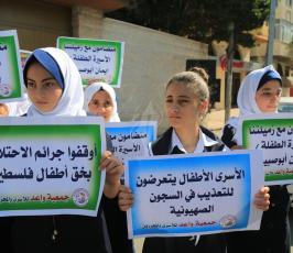 أطفال من غزة يتضامنون الأطفال في سجون الاحتلال ‫(29287821)‬ ‫‬