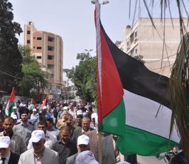 بالصور:التشريعي يتضامن مع الأسرى الاداريين في سجون الاحتلال